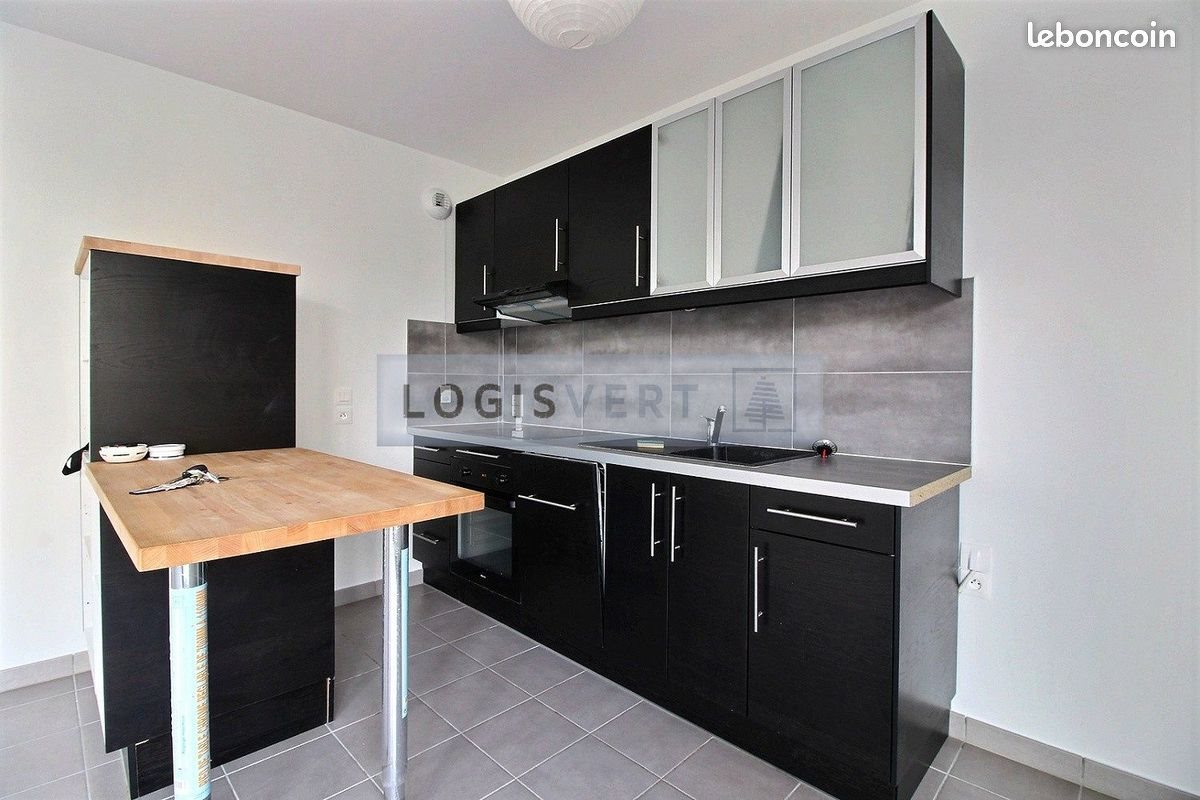 Appartement à louer, 45m², Les Ulis