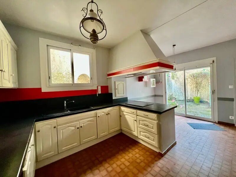 Maison à vendre, 241m², Clairac