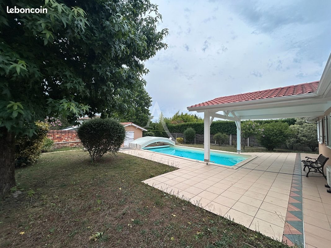 Maison à louer, 134m², Saint-Médard-en-Jalles