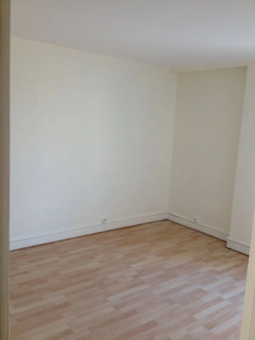 Appartement à louer, 55m², Presles