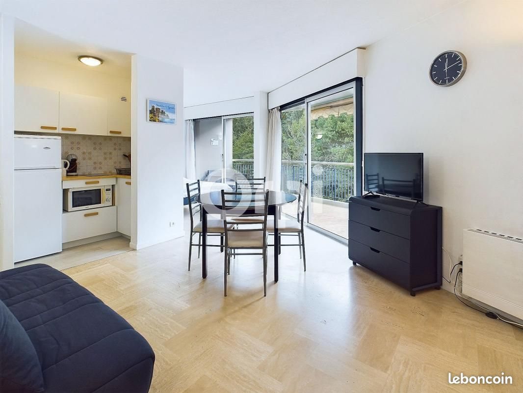 Appartement à louer, 30m², Mandelieu-la-Napoule