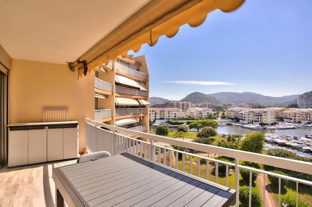 Appartement à louer, 37m², Mandelieu-la-Napoule