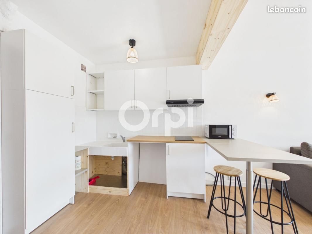 Appartement à louer, 22m², Mandelieu-la-Napoule
