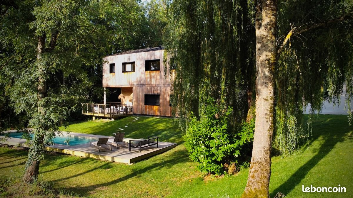Maison à vendre, 240m², Lanta