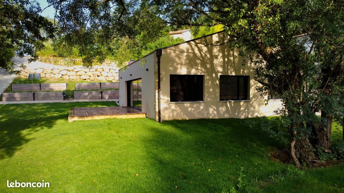 Maison à vendre, 240m², Lanta