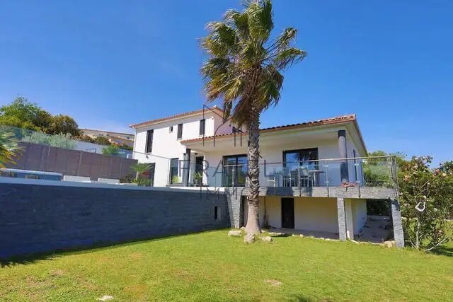Maison à louer, 160m², Juvignac