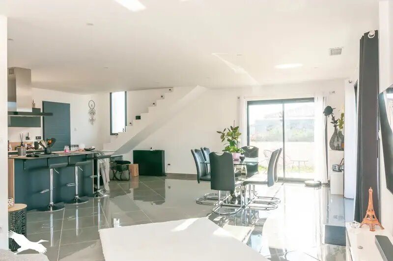 Maison à vendre, 101m², Adissan