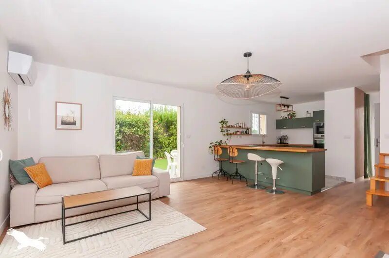 Maison à vendre, 100m², Saint-Thibéry