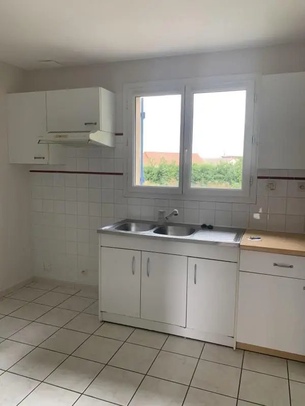 Maison à louer, 85m², Givry