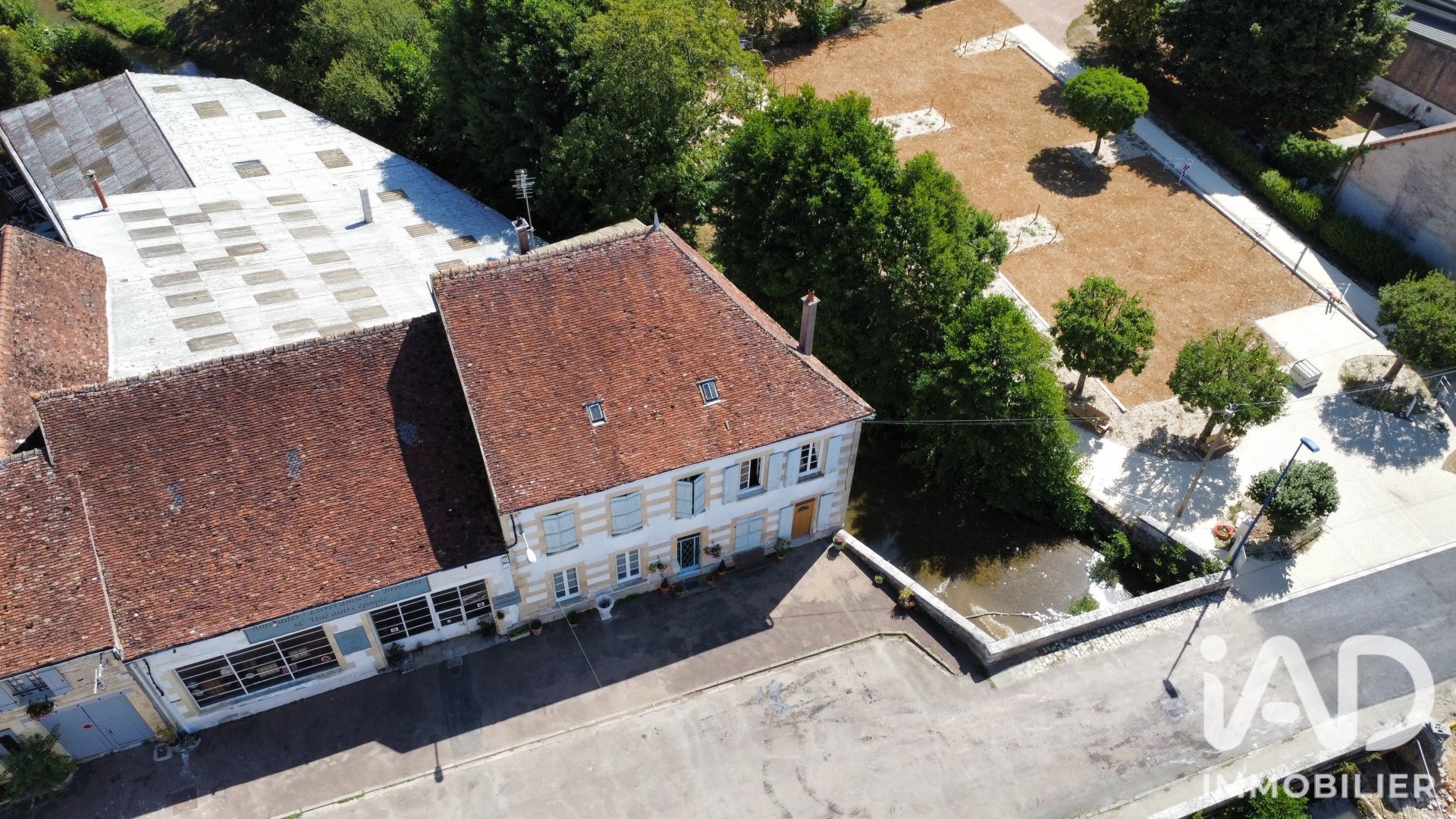 Maison à vendre, 179m², Donzy