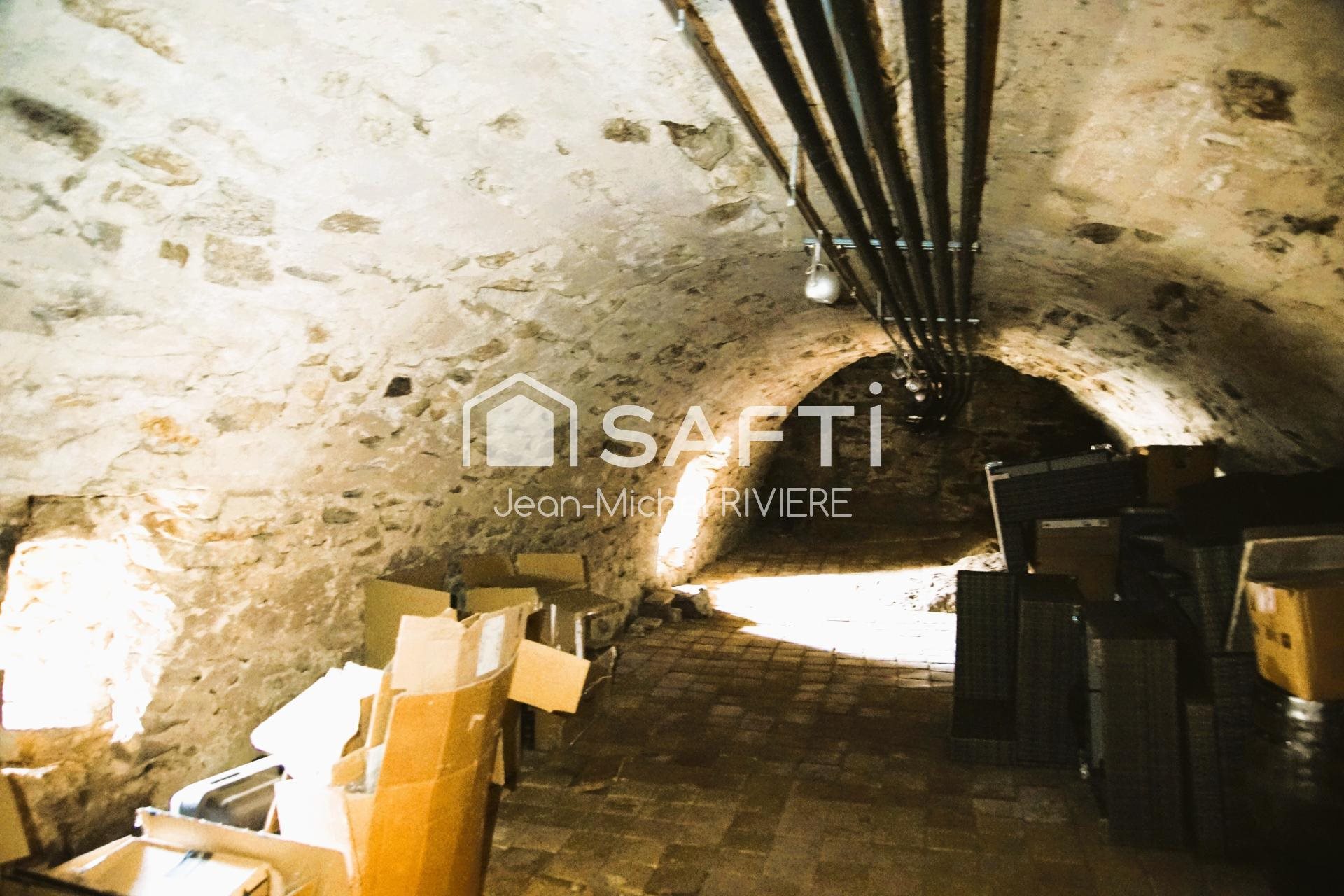 Maison à vendre, 270m², Yzeron