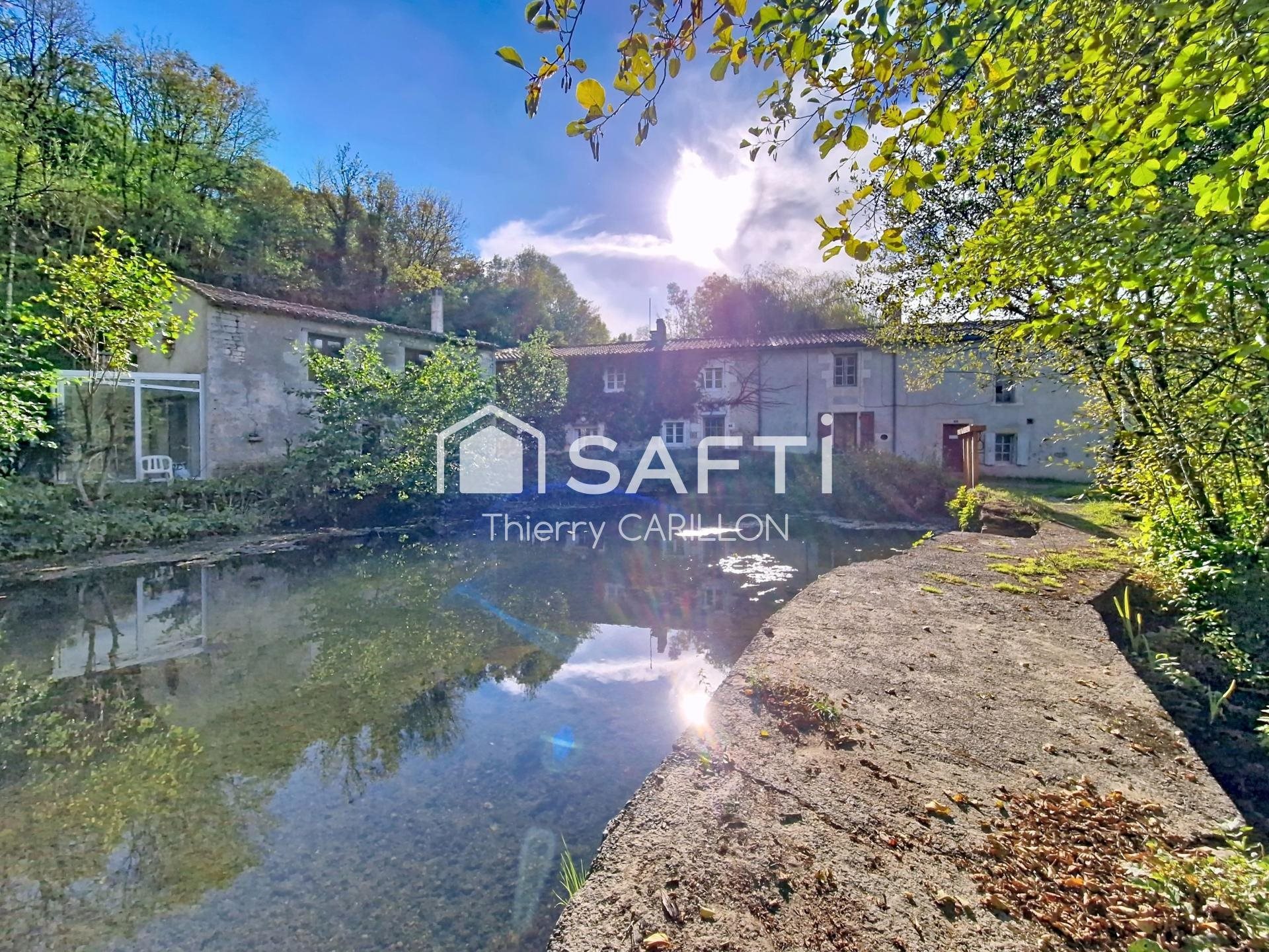 Maison à vendre, 266m², Saint-Martin-de-Saint-Maixent
