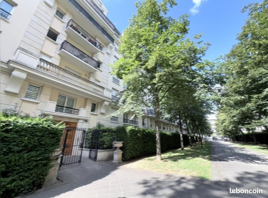 Appartement à louer, 90m², Issy-les-Moulineaux