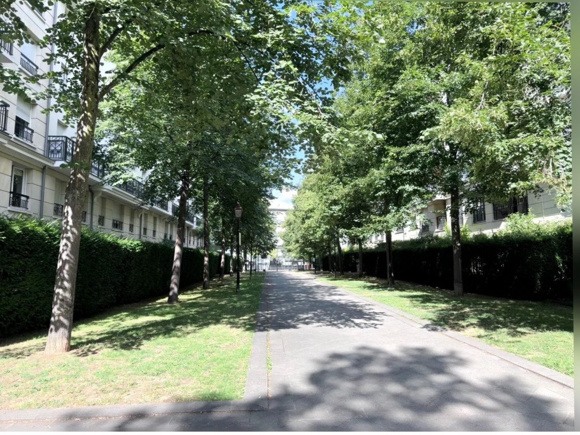 Appartement à louer, 90m², Issy-les-Moulineaux