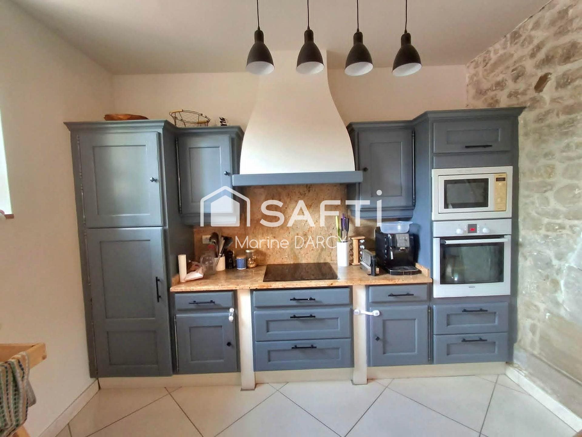 Maison à vendre, 210m², Viviers-lès-Montagnes