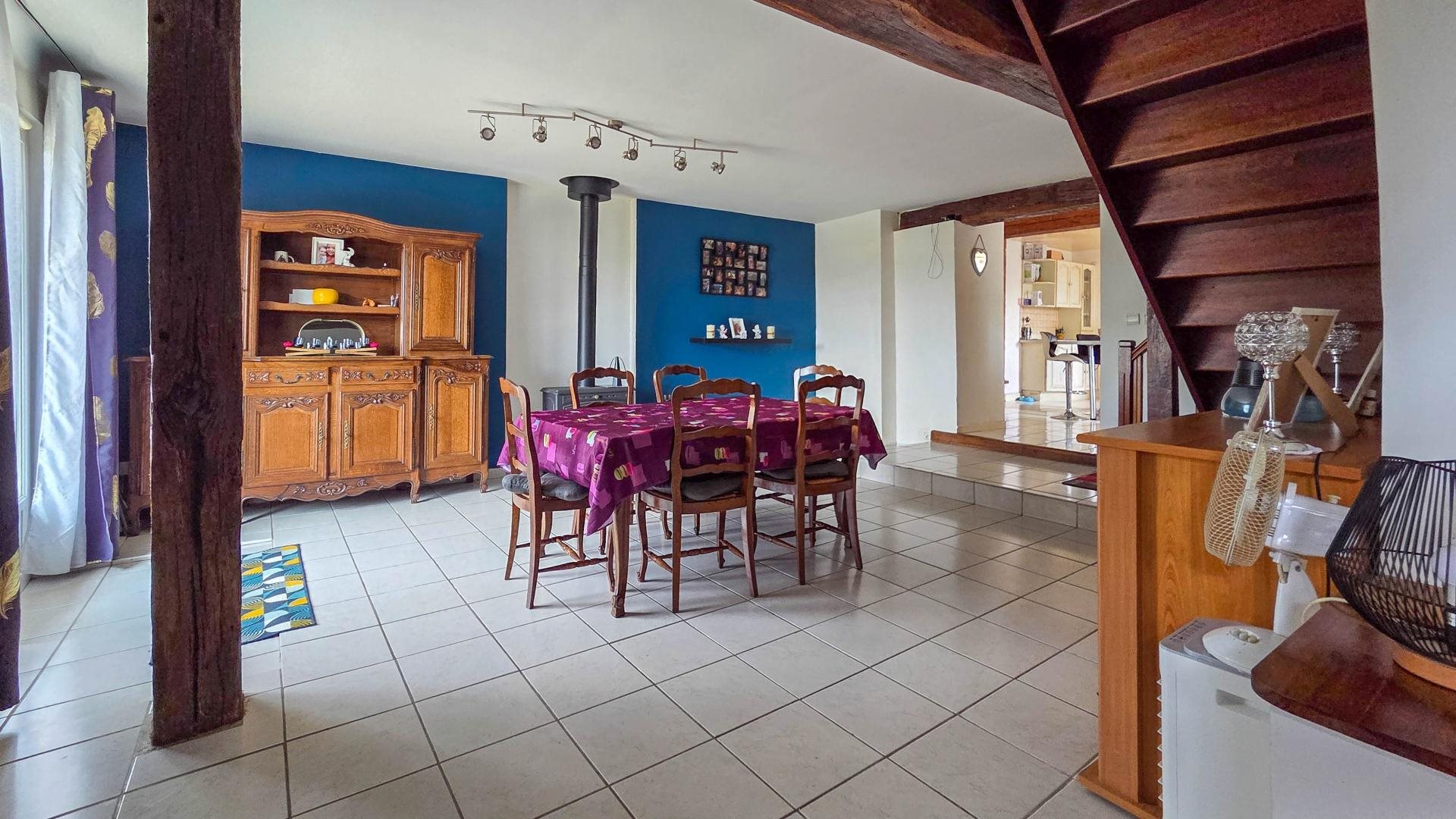 Maison à vendre, 131m², Noyant