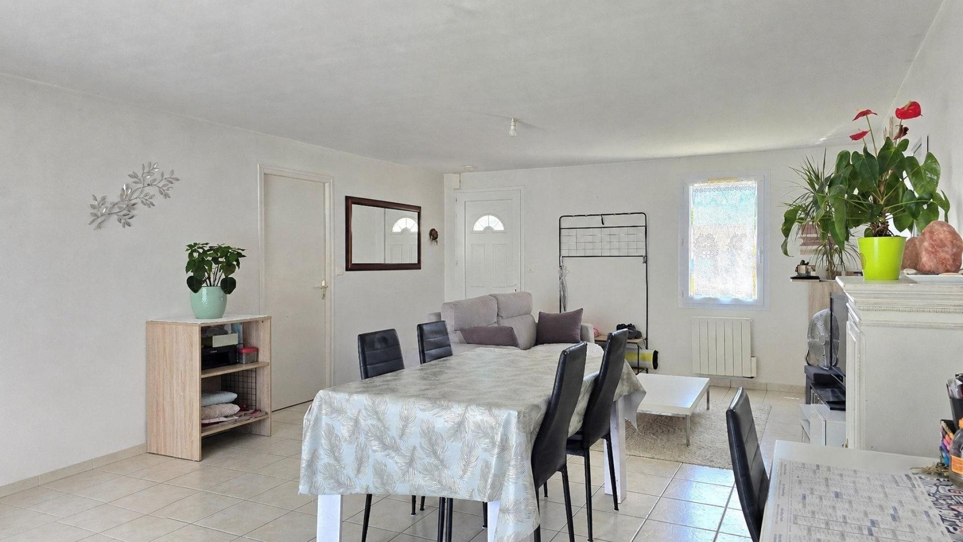 Maison à vendre, 93m², Saint-Georges-de-Pointindoux