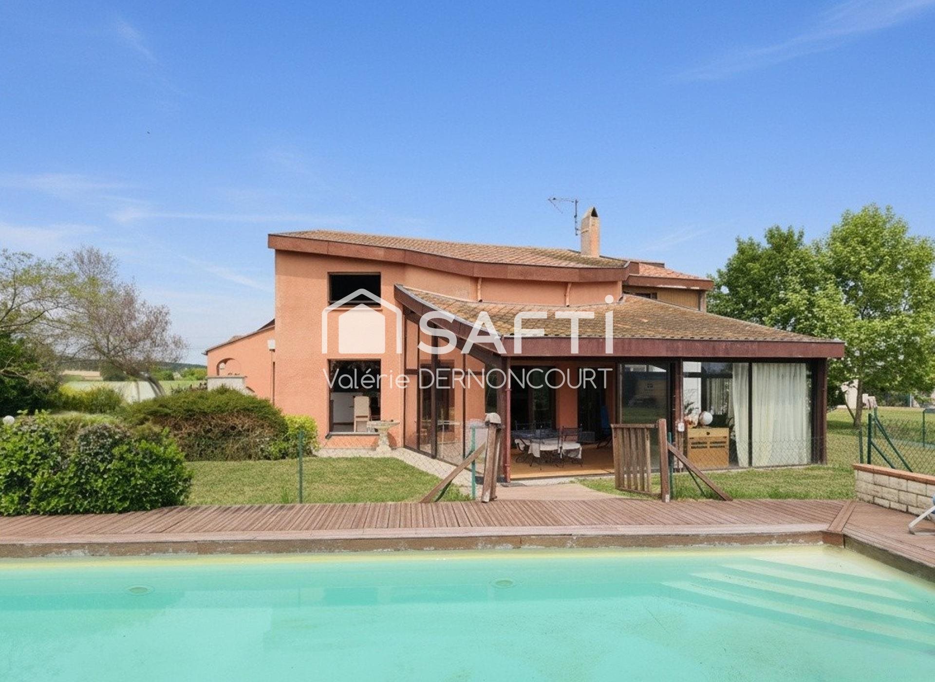 Maison à vendre, 230m², Lherm