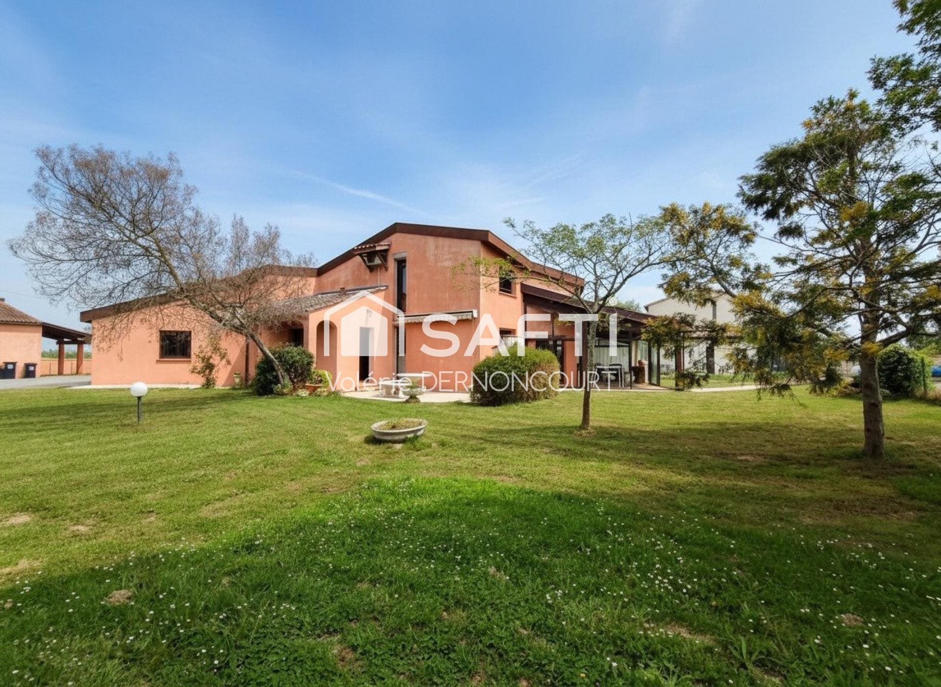 Maison à vendre, 230m², Lherm