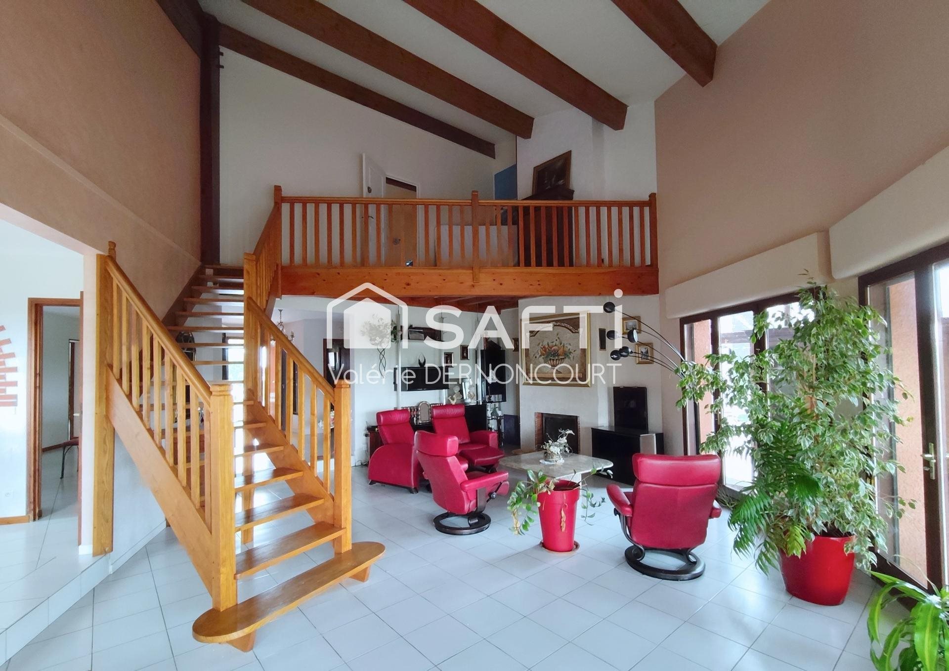 Maison à vendre, 230m², Lherm