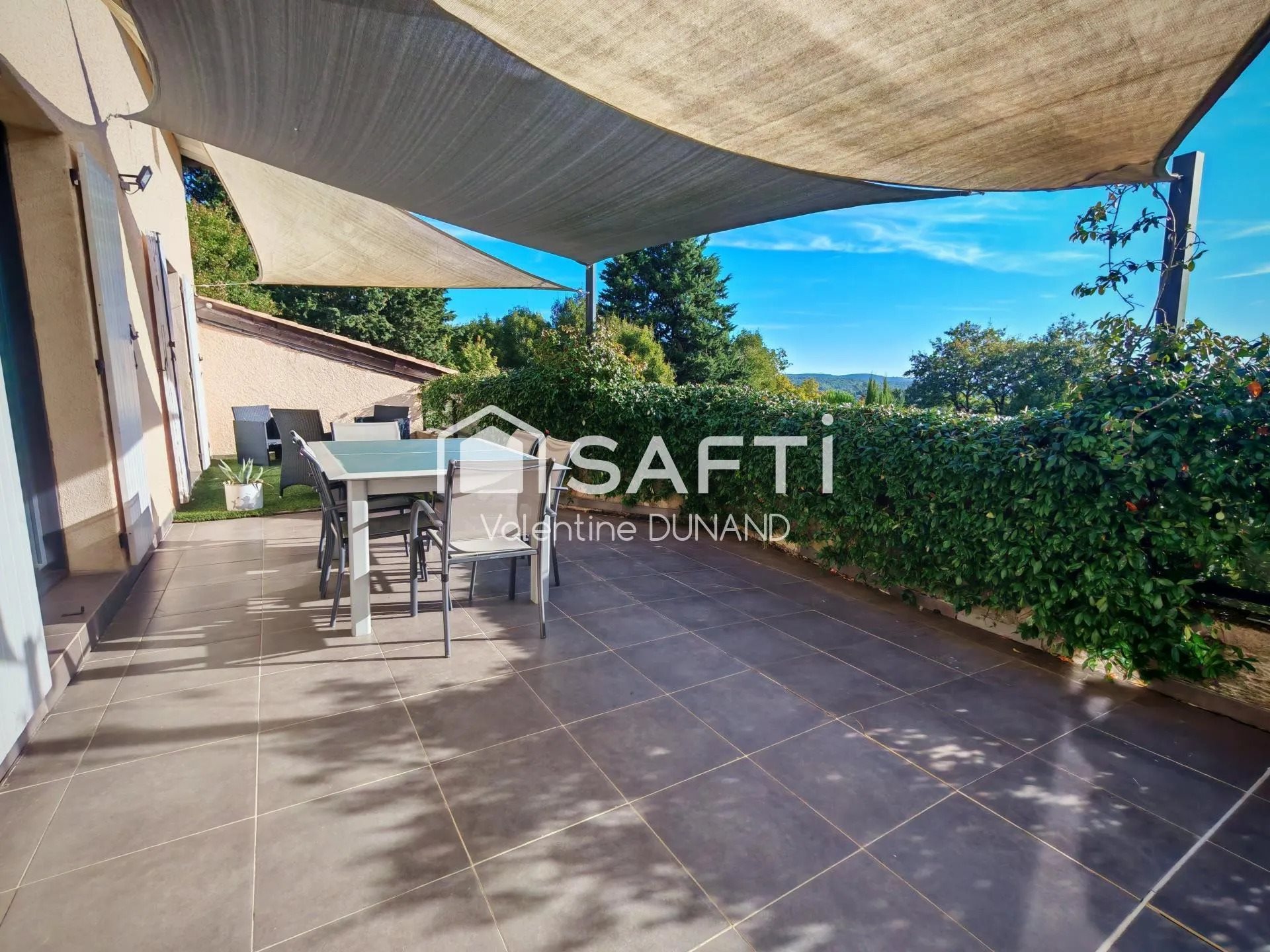 Maison à vendre, 226m², Tourves