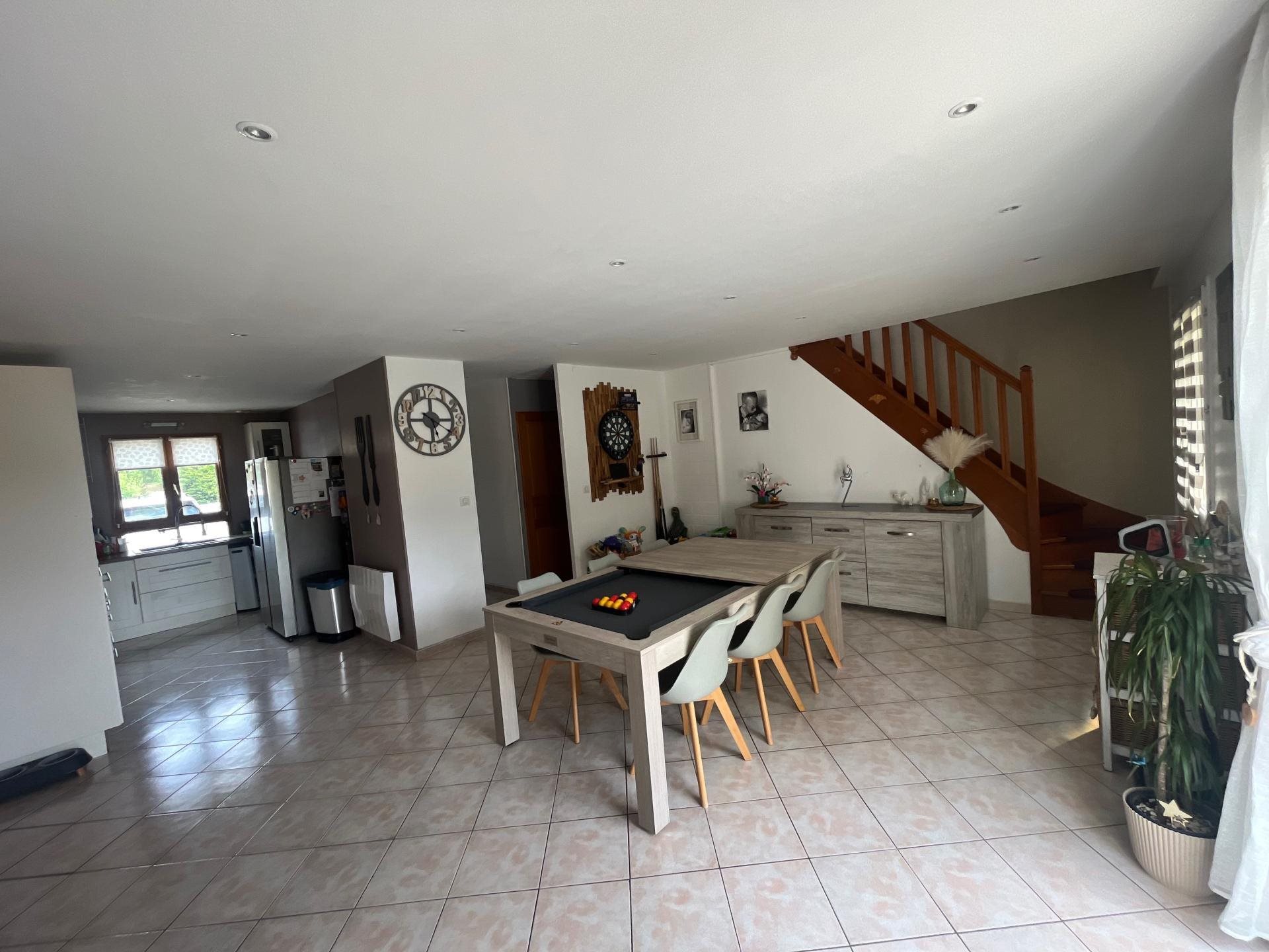 Maison à vendre, 129m², La Neuville-Roy