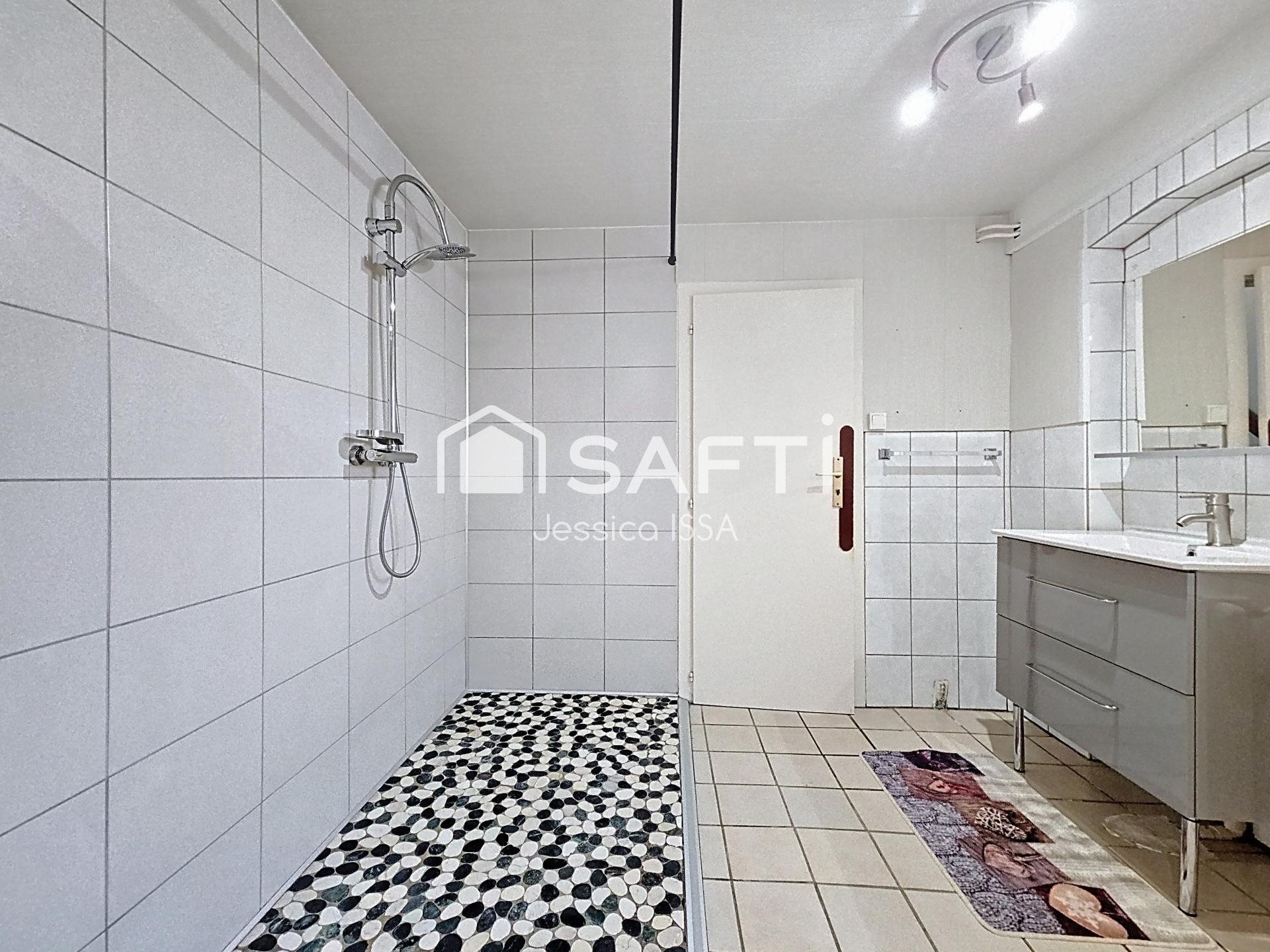 Maison à vendre, 66m², L'Hôpital