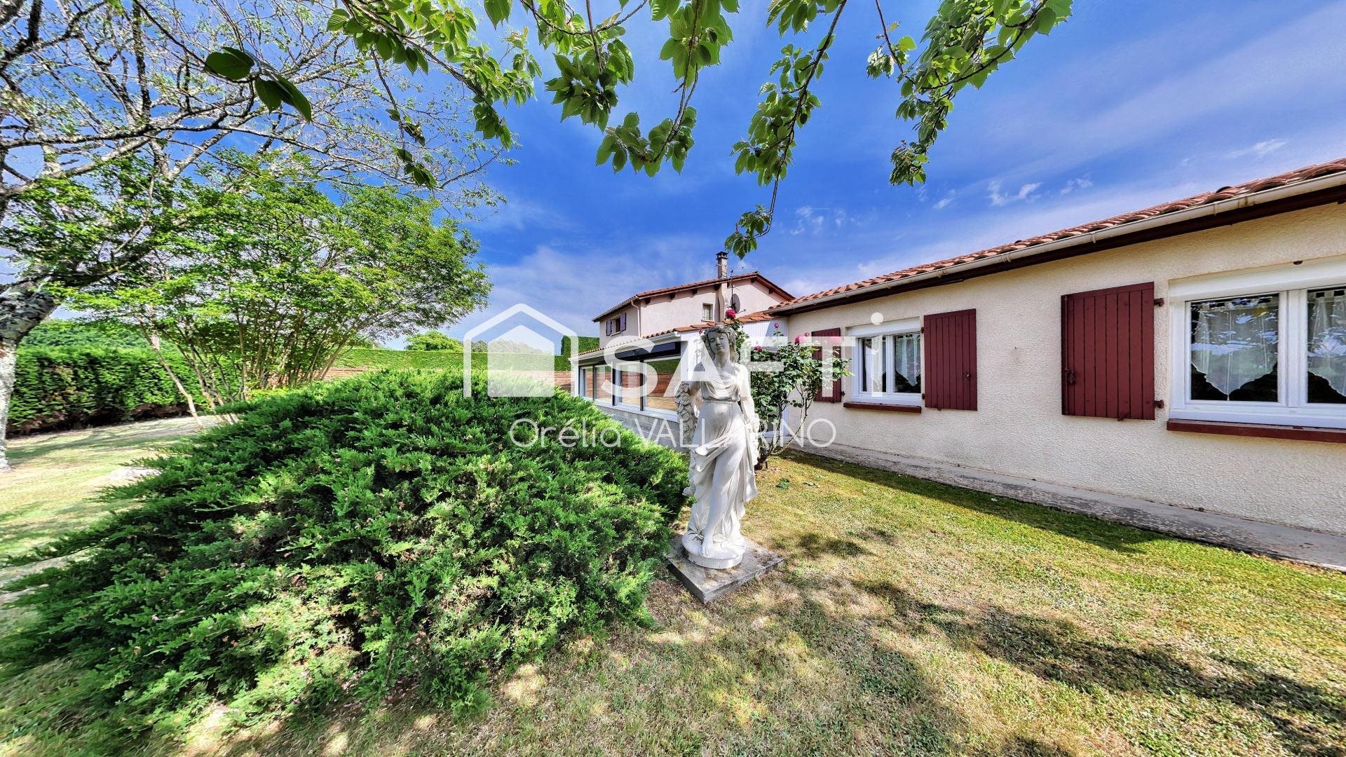 Maison à vendre, 220m², Clérac