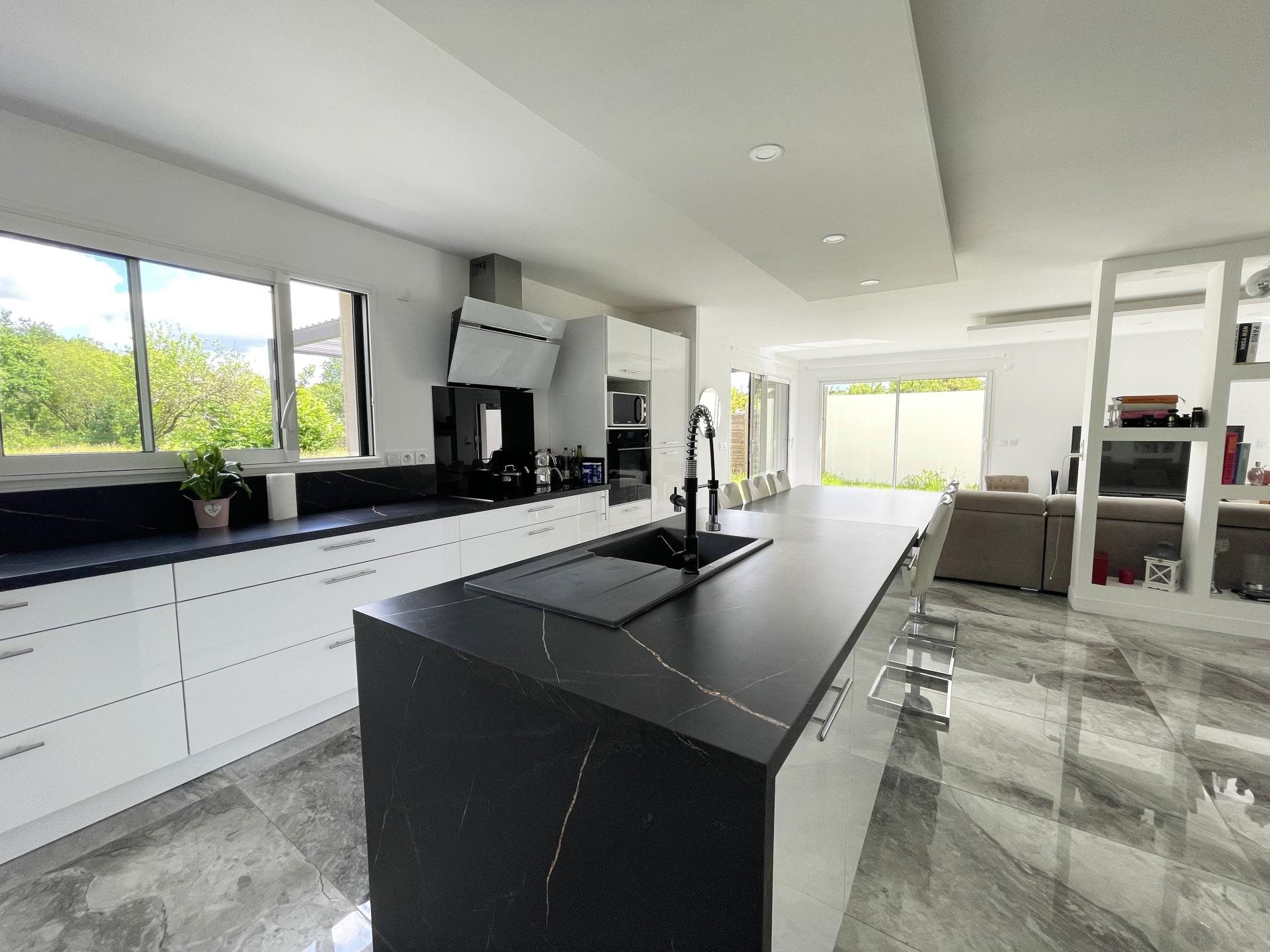 Maison à vendre, 185m², Bouguenais