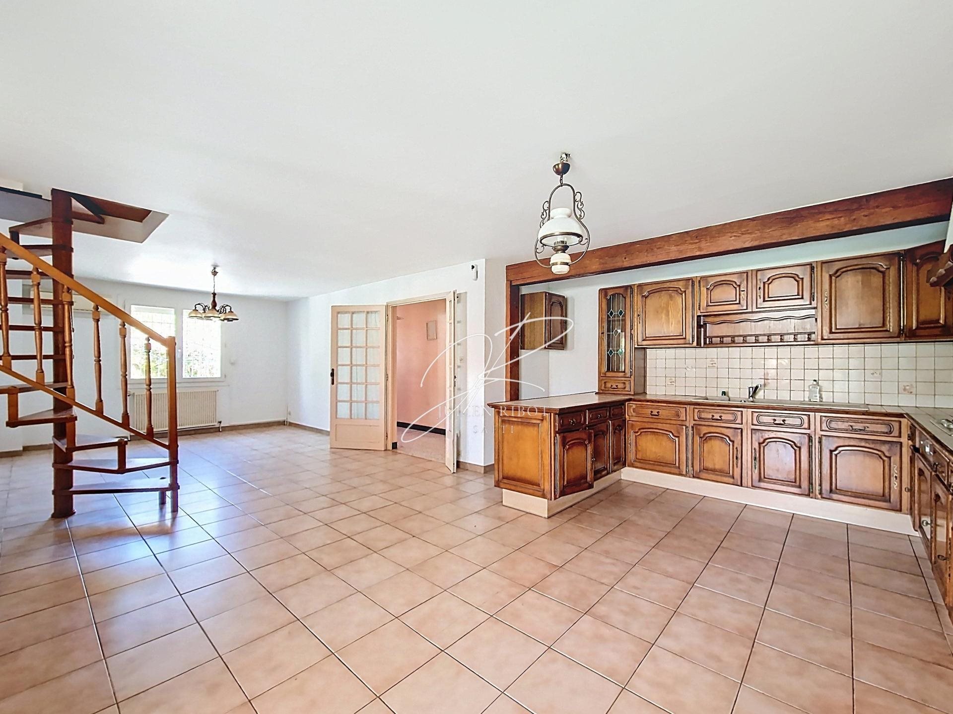 Maison à vendre, 161m², Lespignan