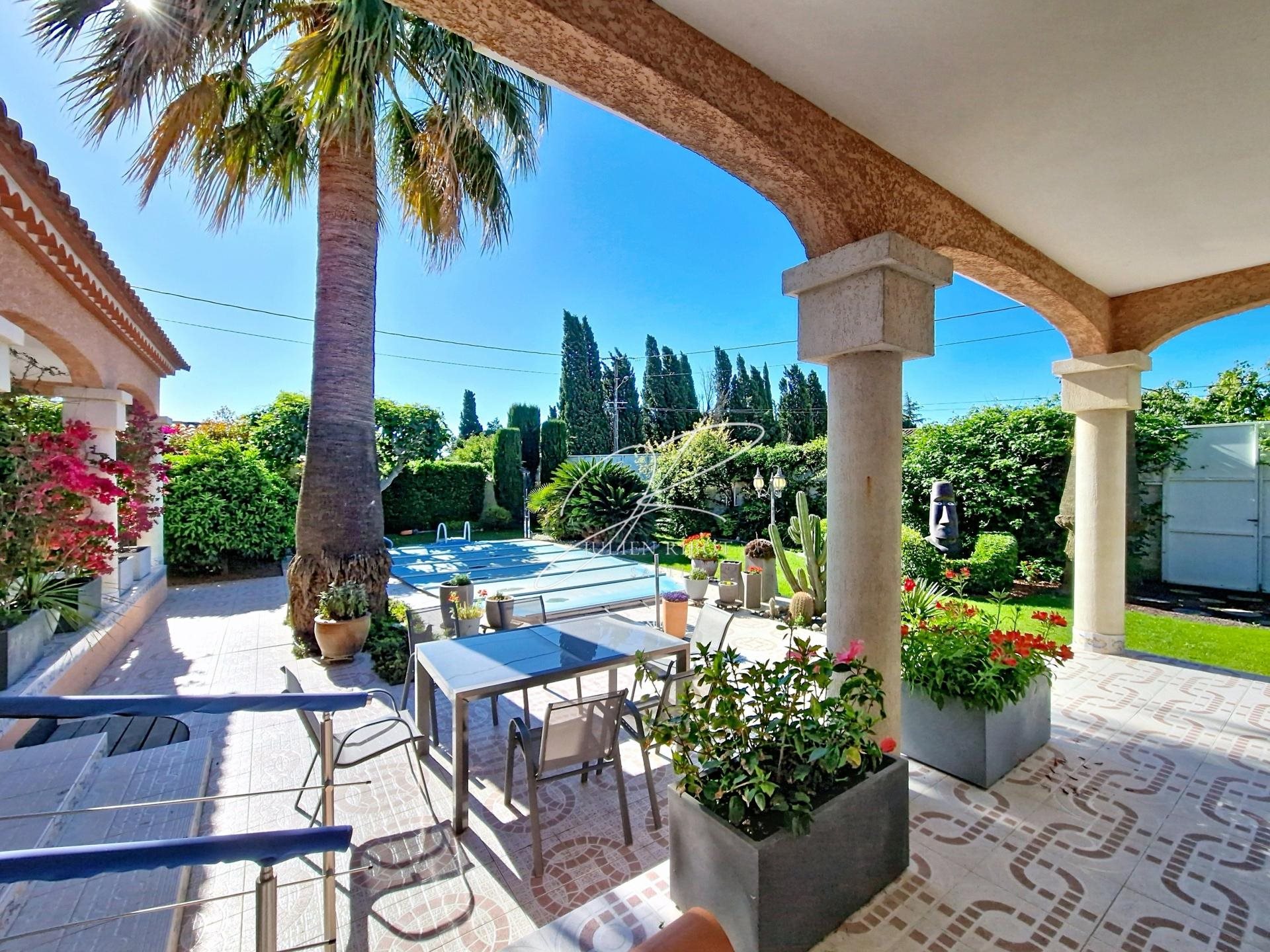 Maison à vendre, 255m², Sauvian
