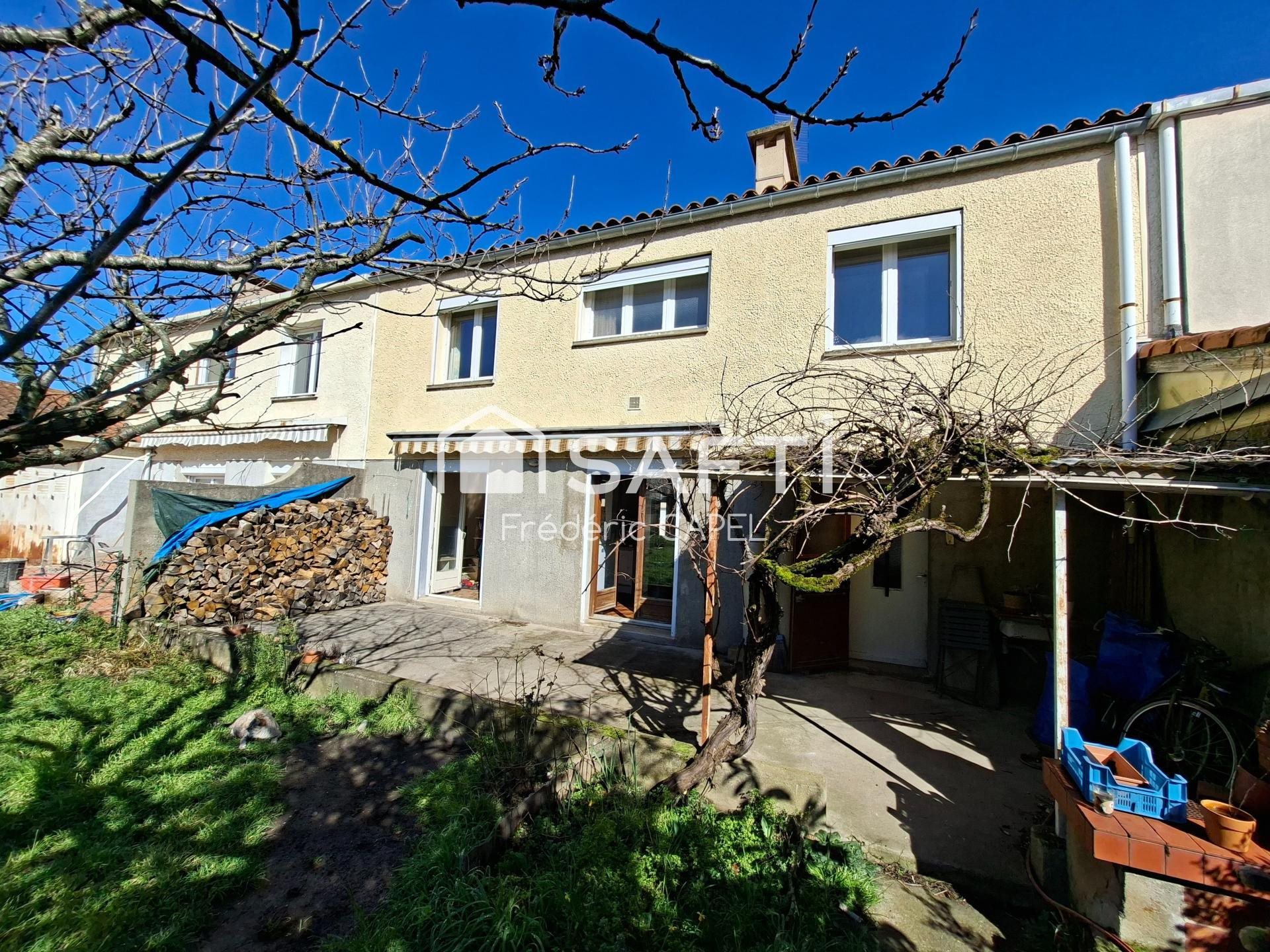 Maison à vendre, 112m², Aussillon
