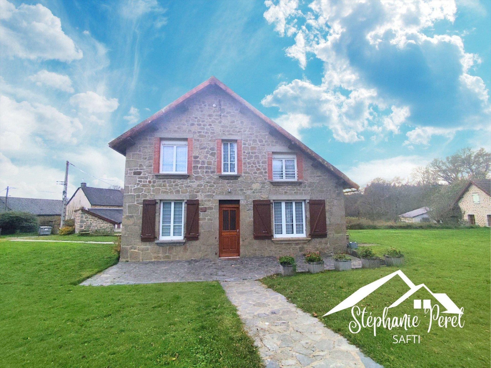 Maison à vendre, 160m², Flayat