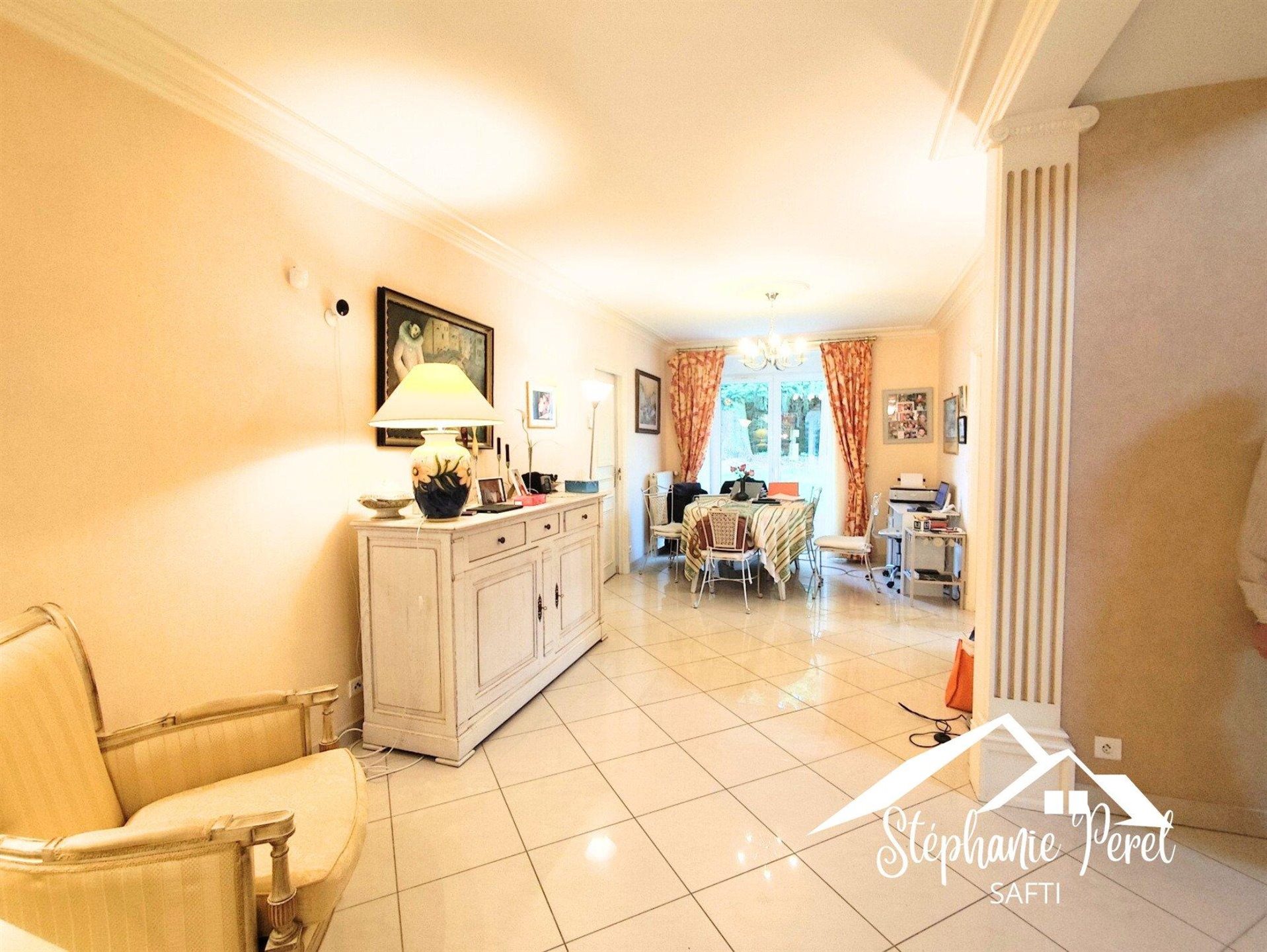 Maison à vendre, 215m², Flayat