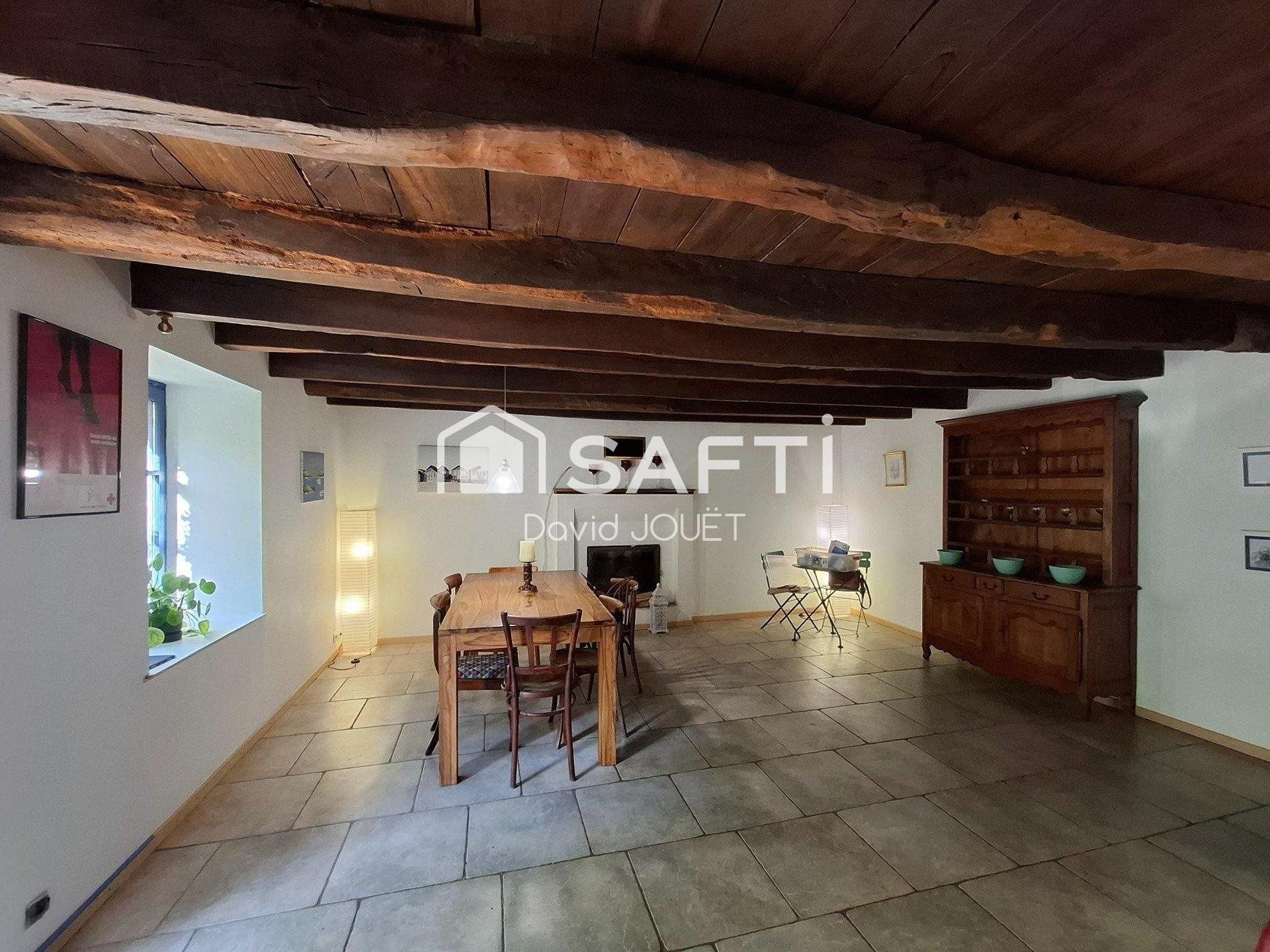 Maison à vendre, 175m², Pleugriffet