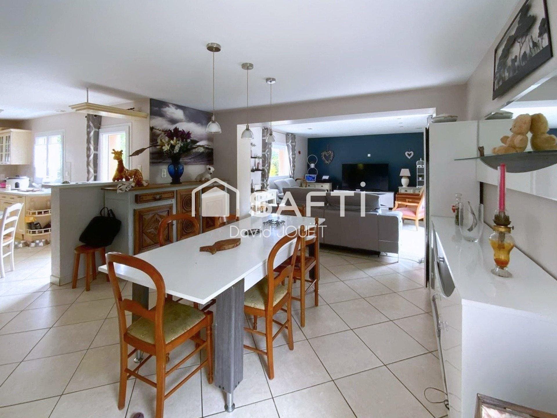 Maison à vendre, 133m², Bréhan