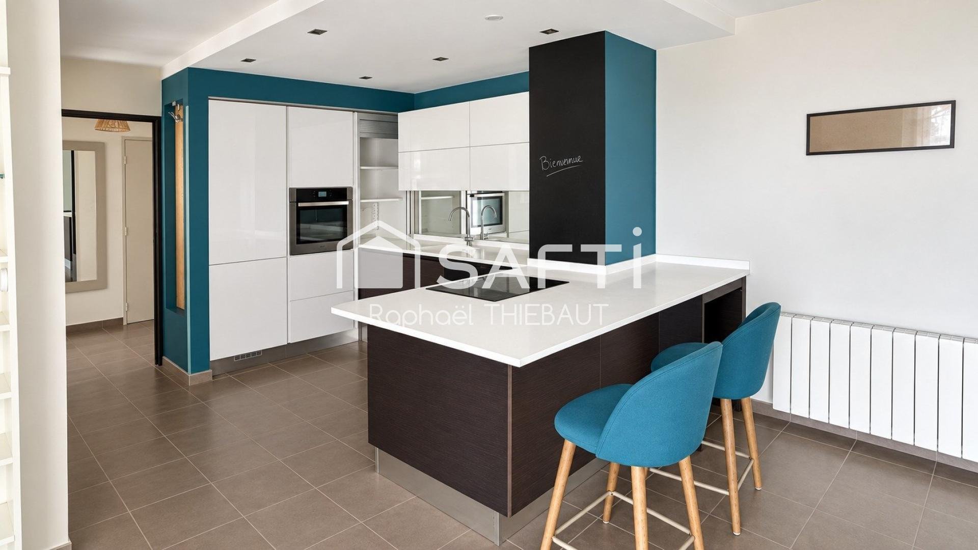 Appartement à louer, 69m², Saint-Raphaël