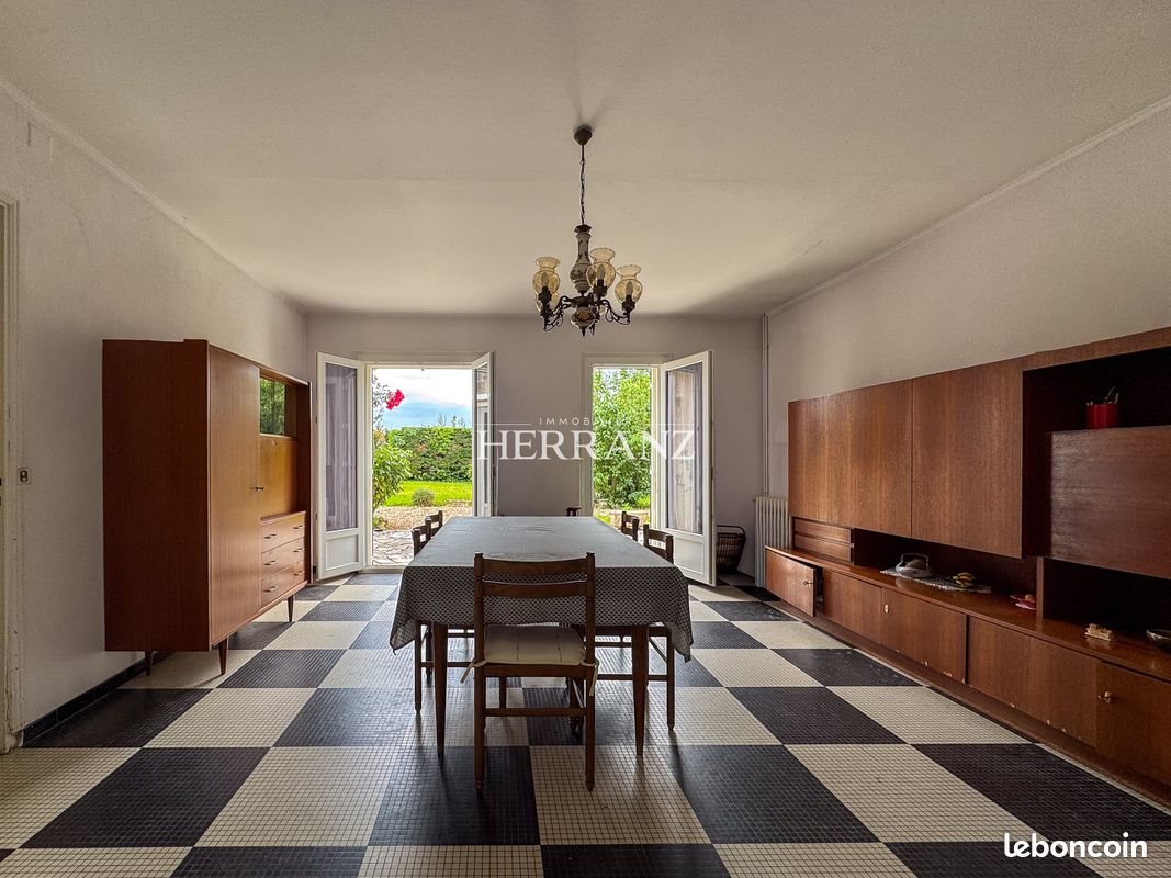 Maison à vendre, 132m², Saint-Pey-d'Armens