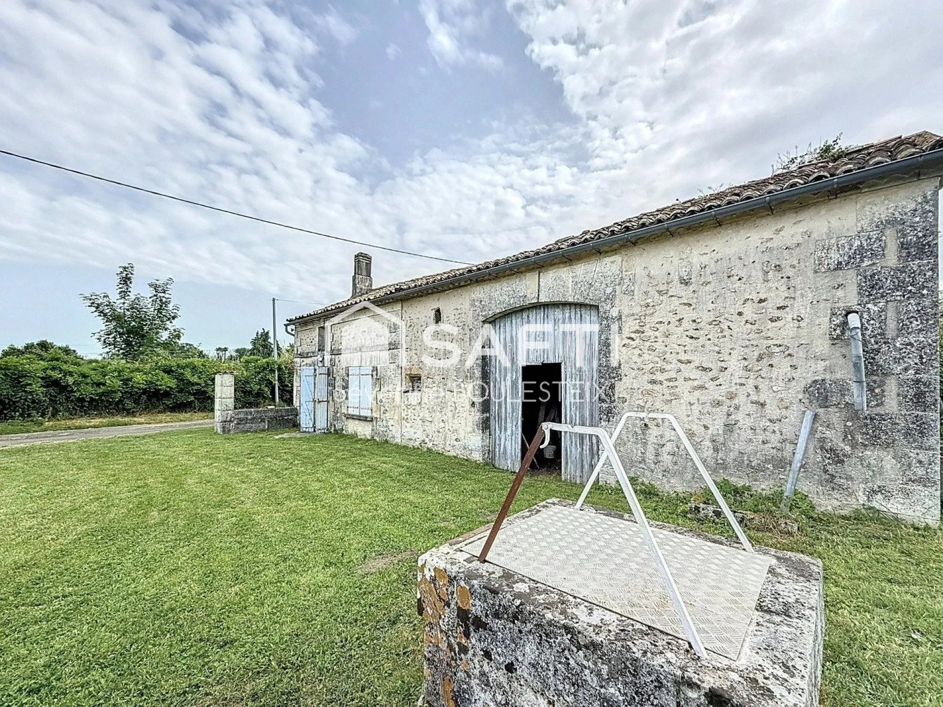 Maison à vendre, 75m², Rougnac