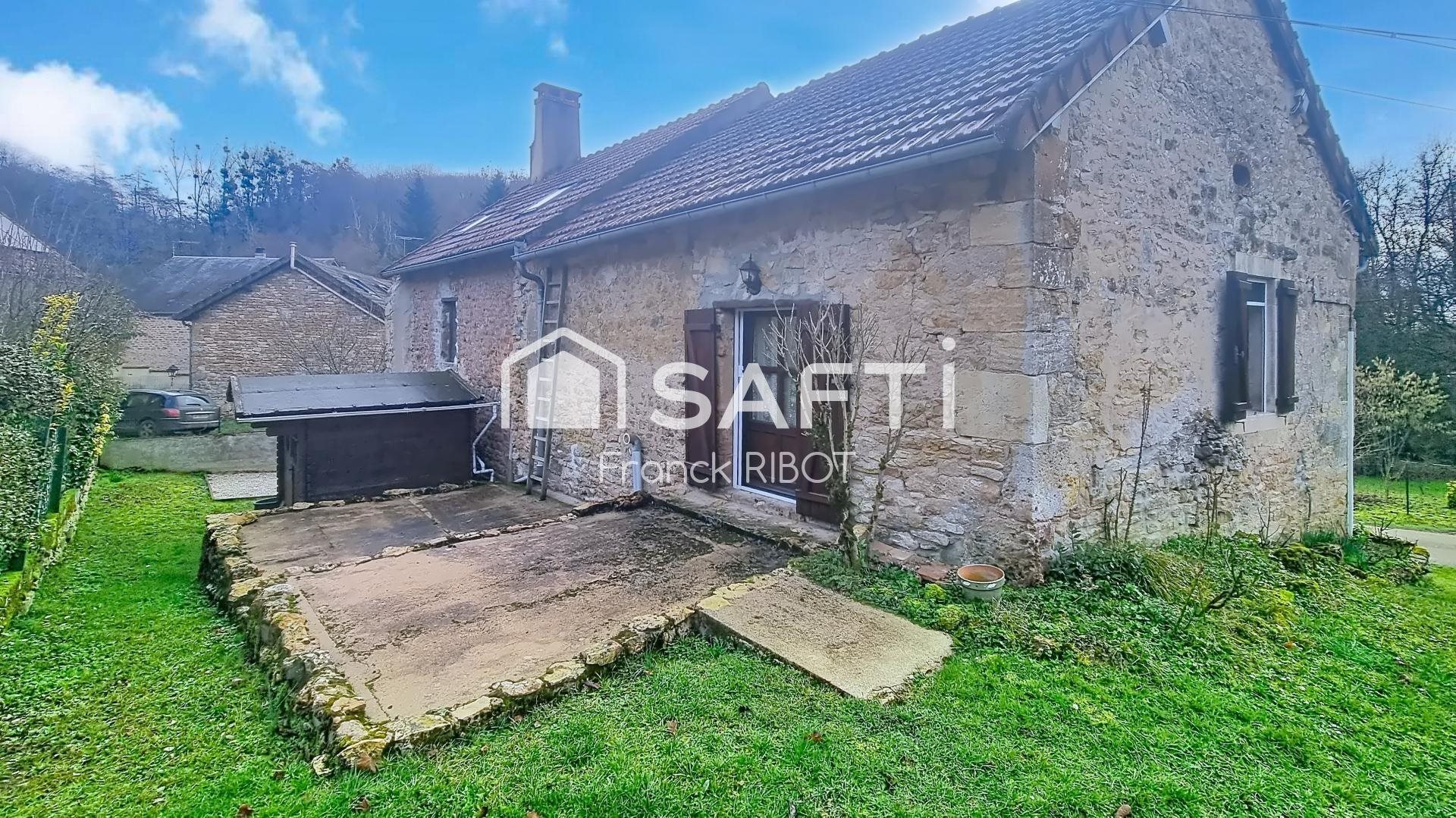 Maison à vendre, 101m², Lormes