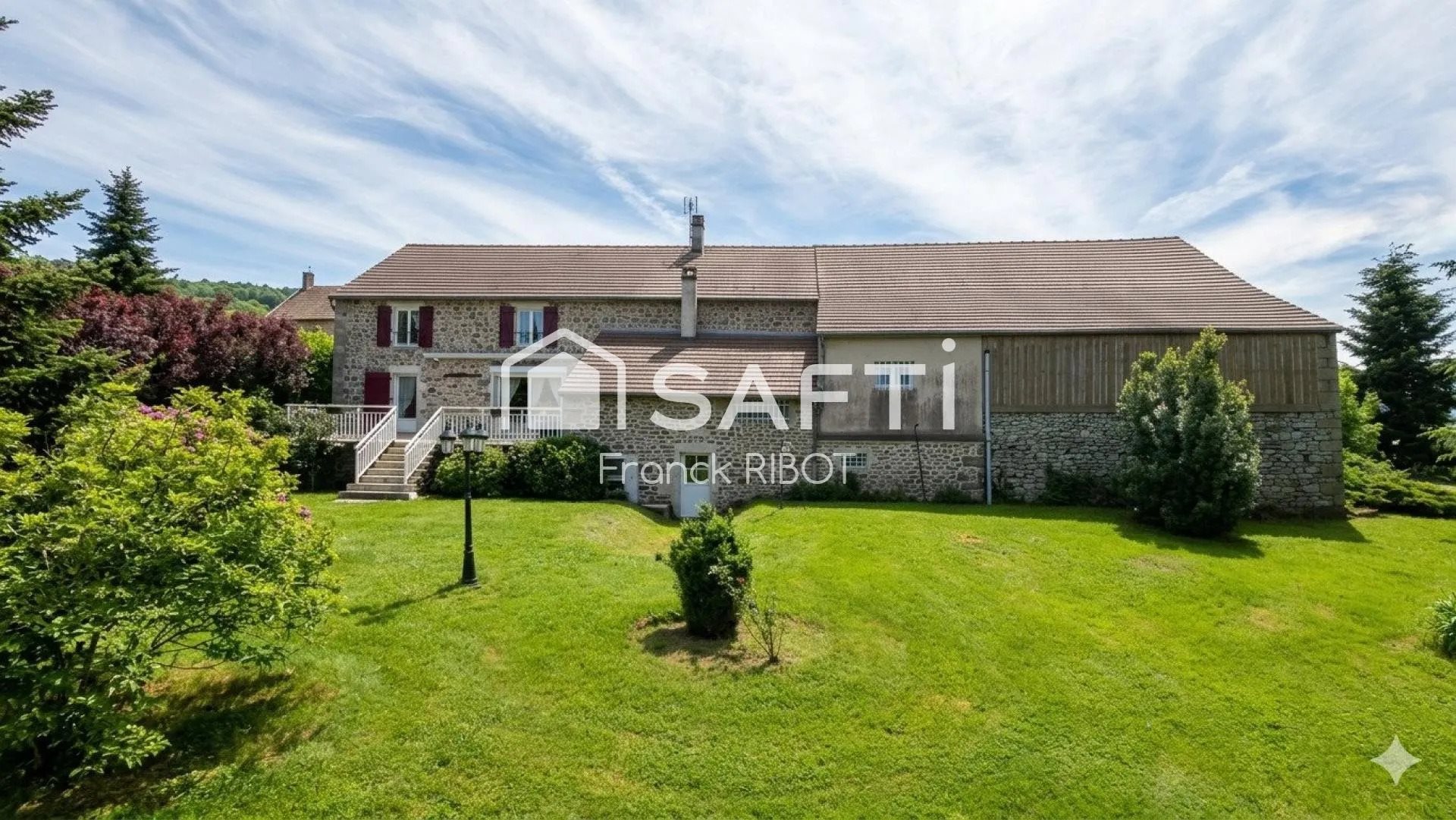 Maison à vendre, 250m², Sainte-Magnance