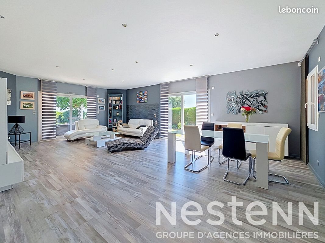 Maison à vendre, 197m², Saint-Laurent-de-Mure