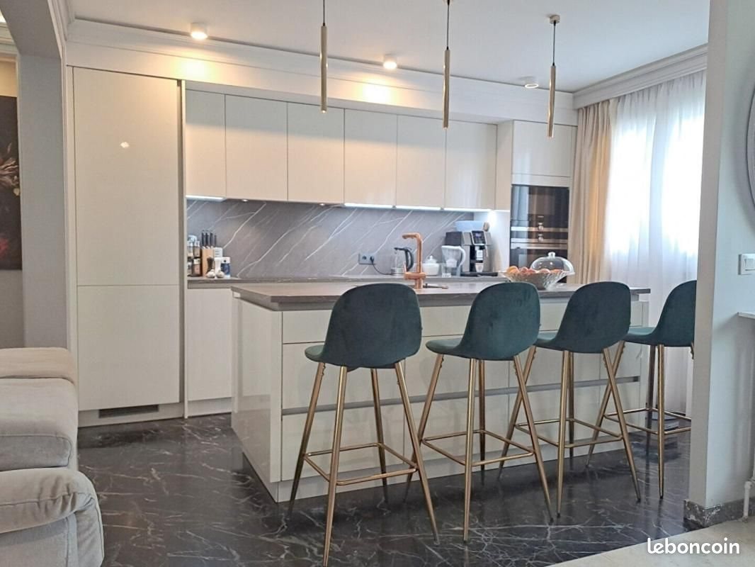 Maison à vendre, 152m², Poigny-la-Forêt