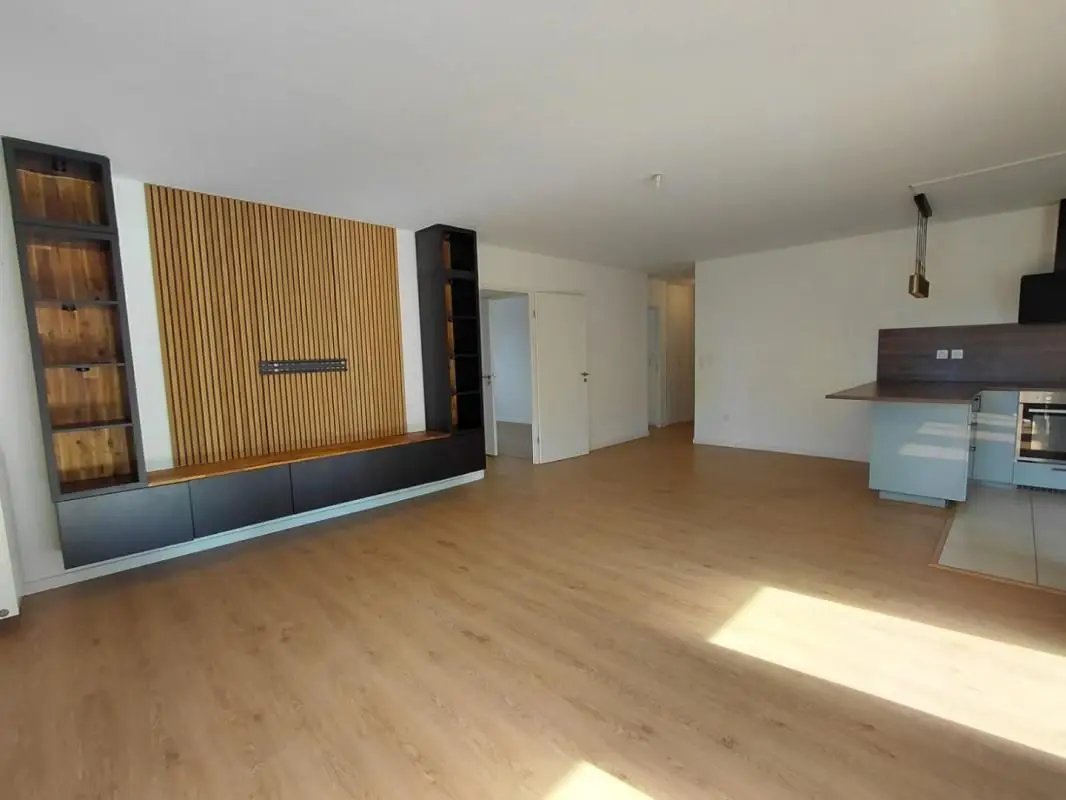 Appartement à louer, 89m², Cergy