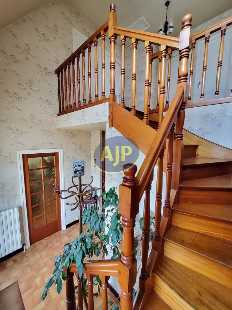 Maison à vendre, 142m², Saint-Thuriau