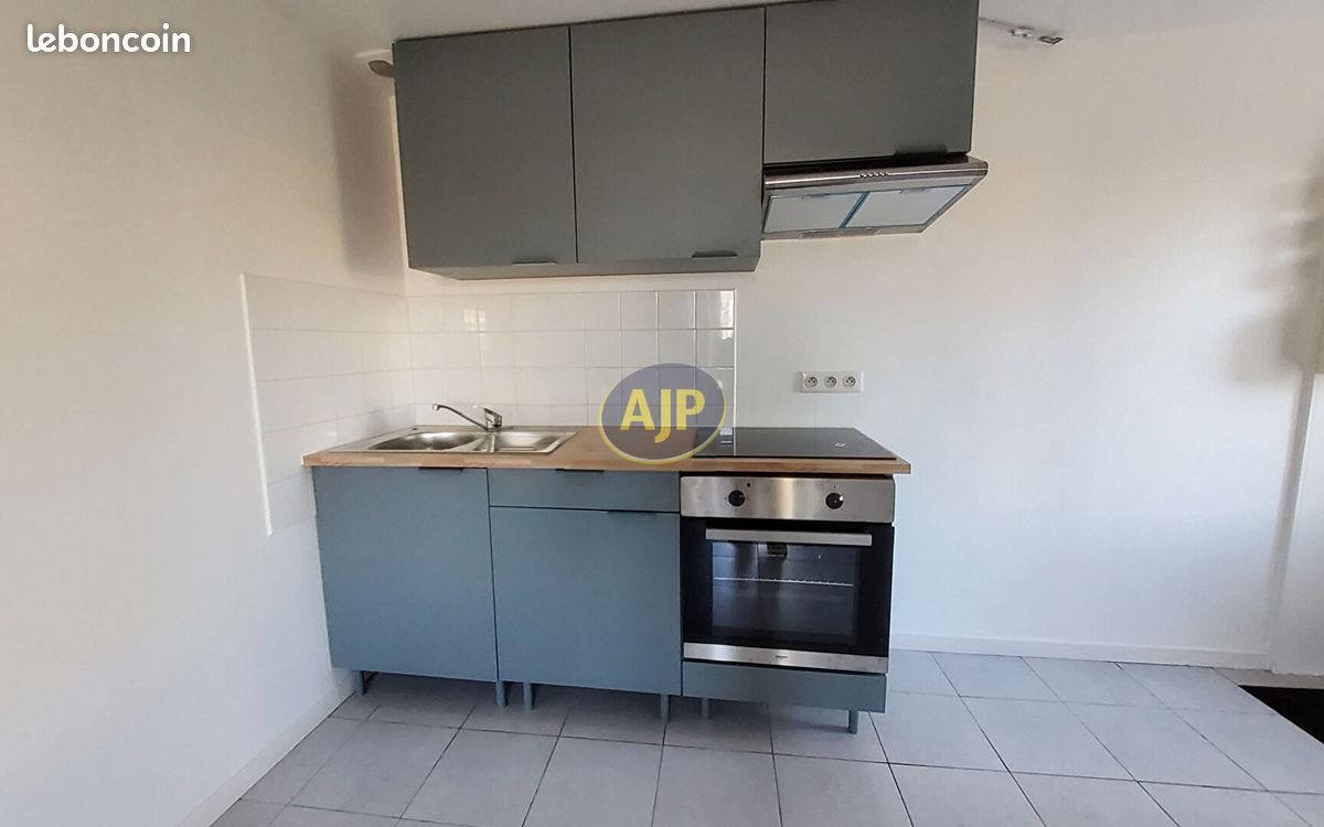 Appartement à louer, 33m², Baud