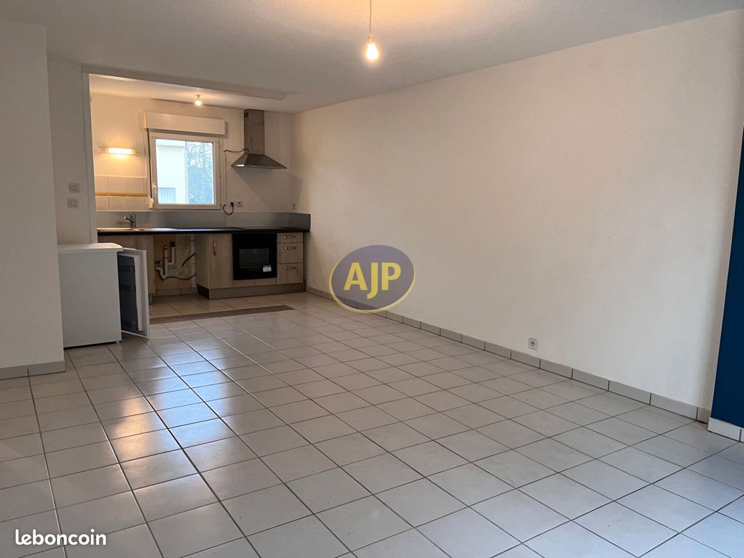 Appartement à louer, 49m², Pontivy