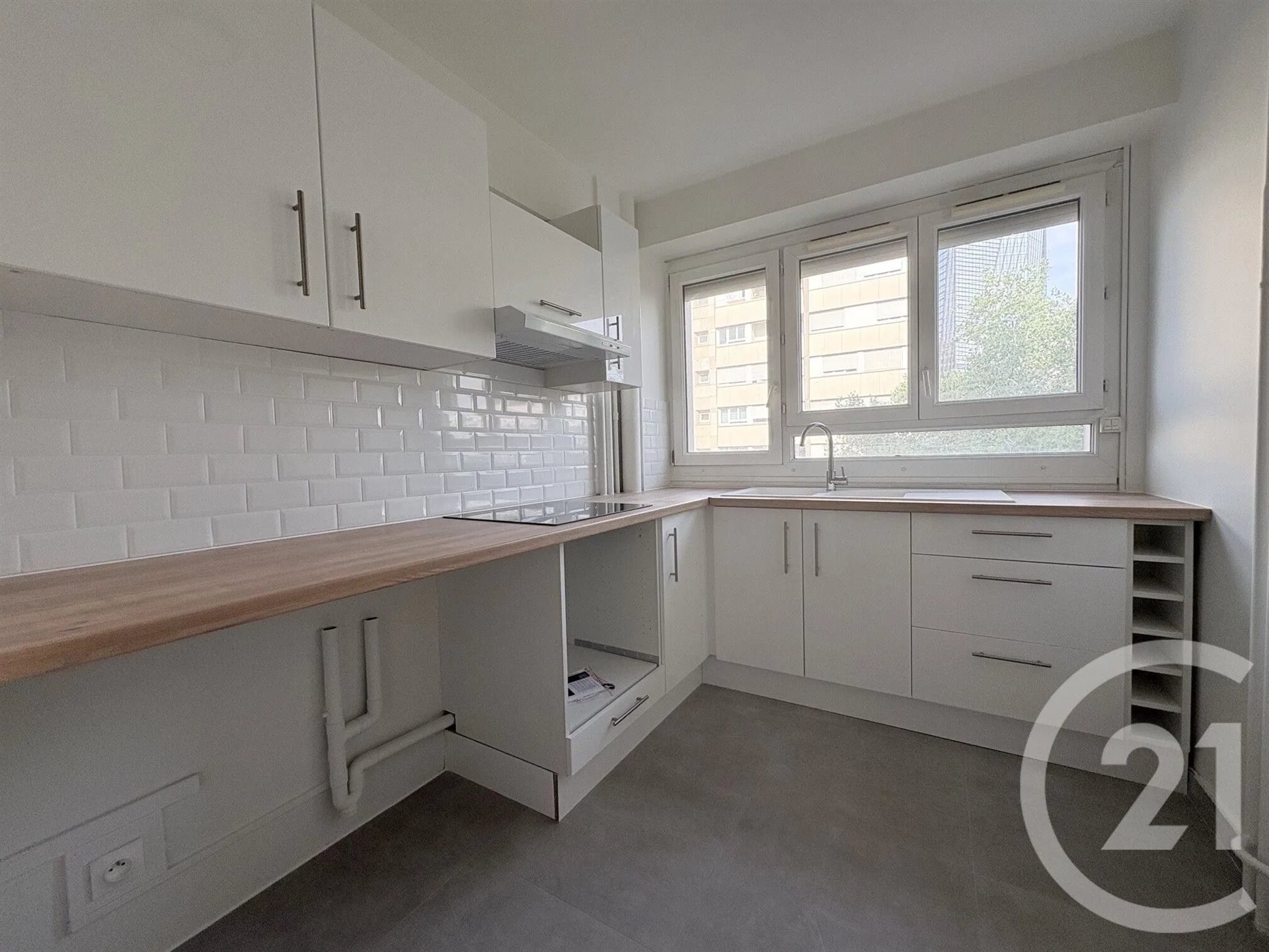 Appartement à louer, 47m², Puteaux