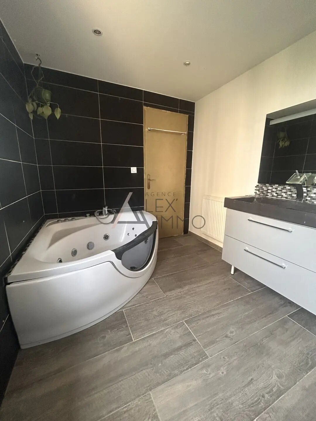 Appartement à louer, 58m², Marseille 12ème