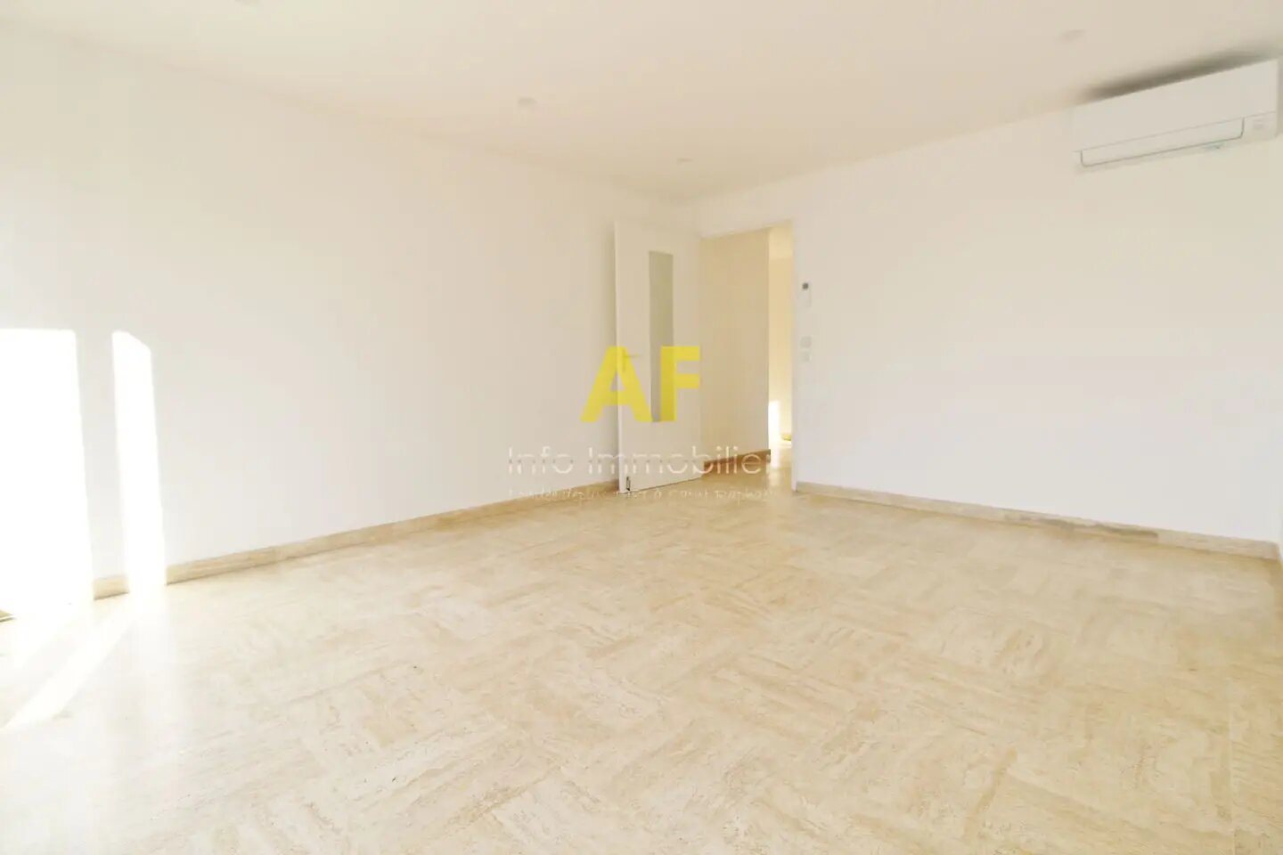Appartement à louer, 69m², Saint-Raphaël